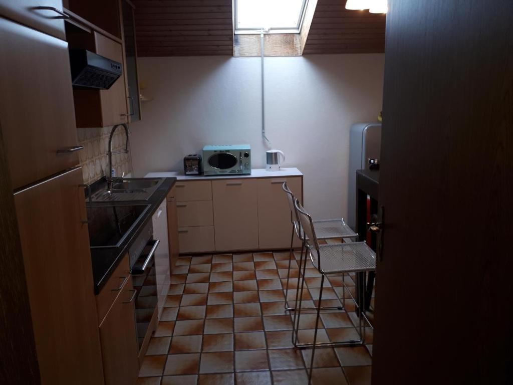 Karl-Stieler-Str. One Room In A 2 Room Appartment ; Lot Space Bruckmühl Zewnętrze zdjęcie