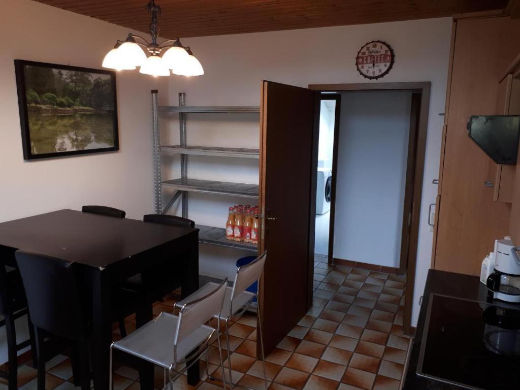 Karl-Stieler-Str. One Room In A 2 Room Appartment ; Lot Space Bruckmühl Zewnętrze zdjęcie